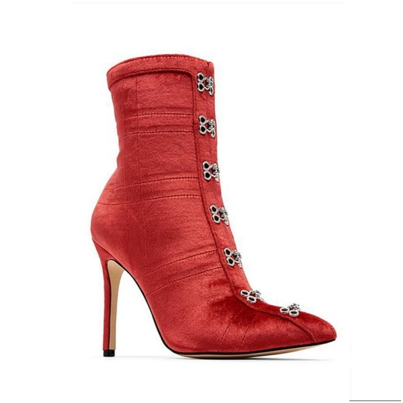 RARE Sexy Katy Perry Red Velvet Front Clasp Booties - Picture 6 of 8